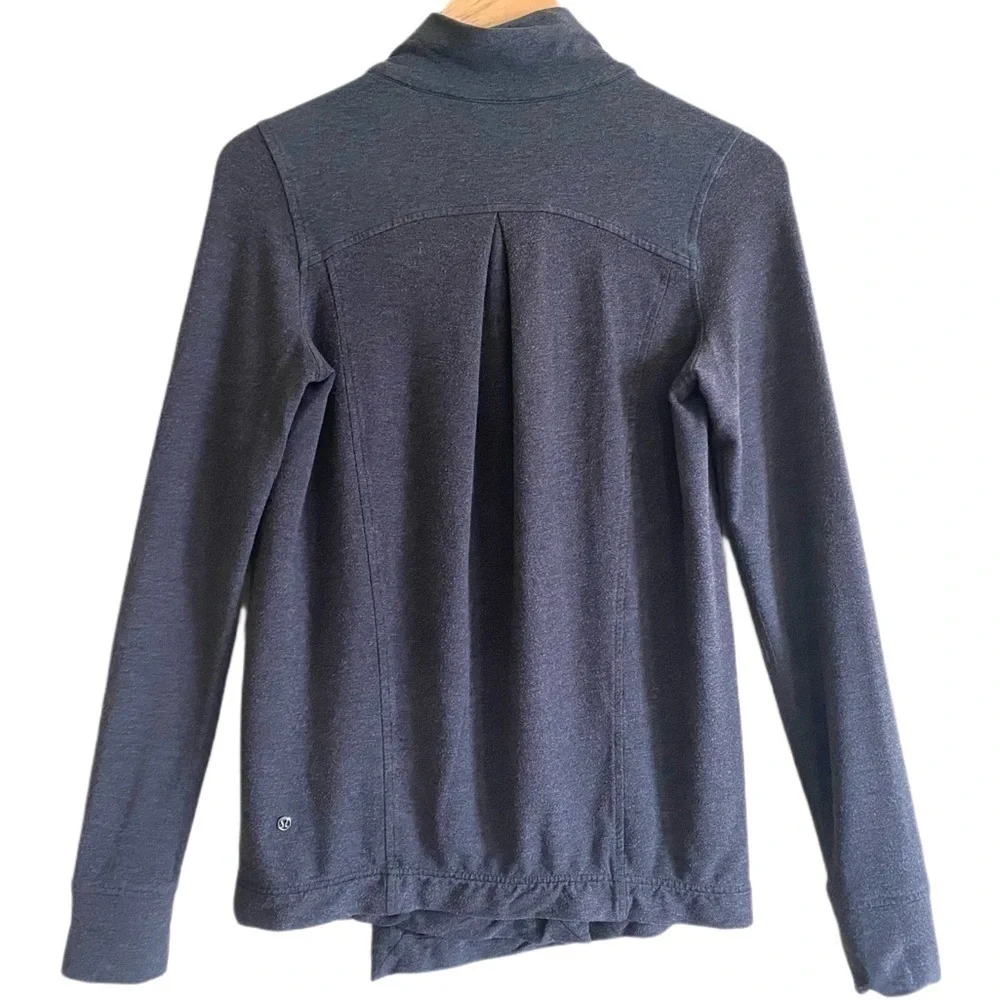 LULULEMON ATHLETICA Women’s Modal Blend Wrap Jacket Size 6